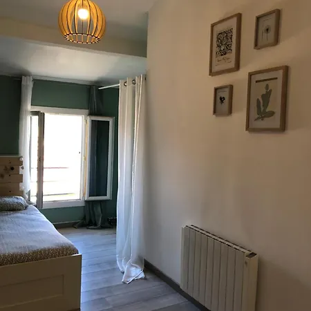 Charmante Maison De Village Hotel *